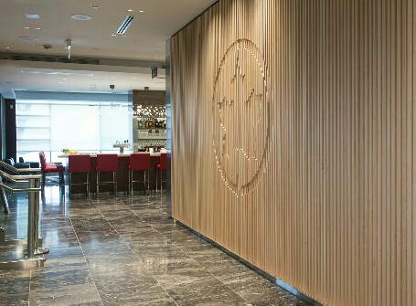 Air Canada Unveils New Vancouver International Maple Leaf Lounge 